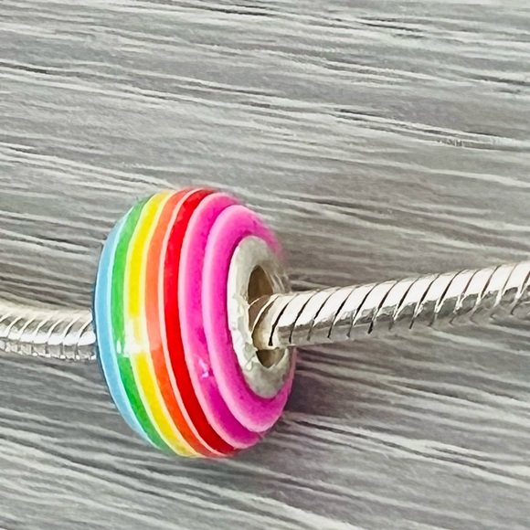 Silver .925  rainbow 🌈 Bracelet charm - Picture 3 of 8